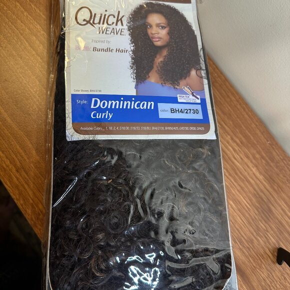 Outre Quick Weave Dominican Curly Wig – Color BH4/2730 - Picture 6 of 6
